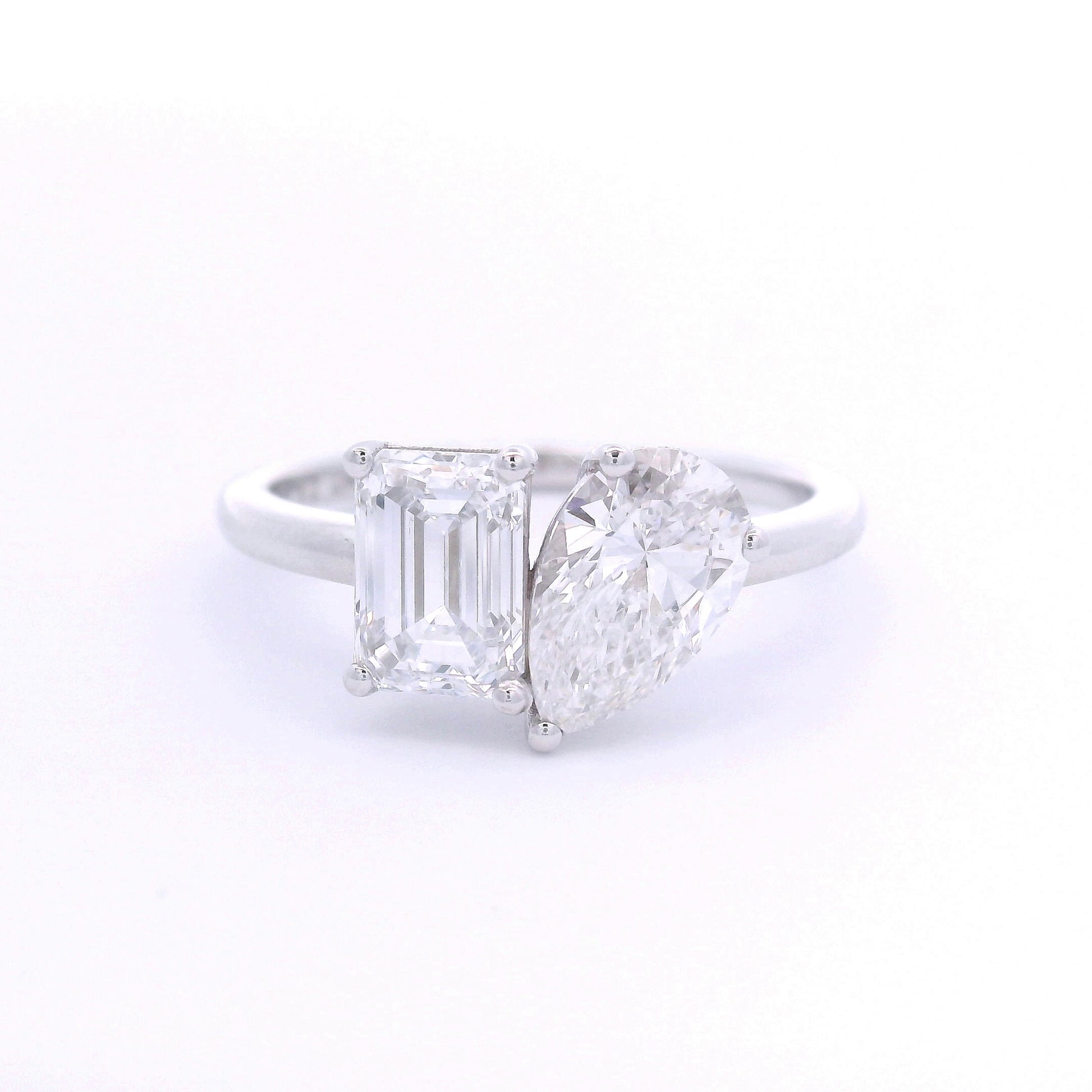 9k White Gold Toi Et Moi Lab-Grown Diamond Ring