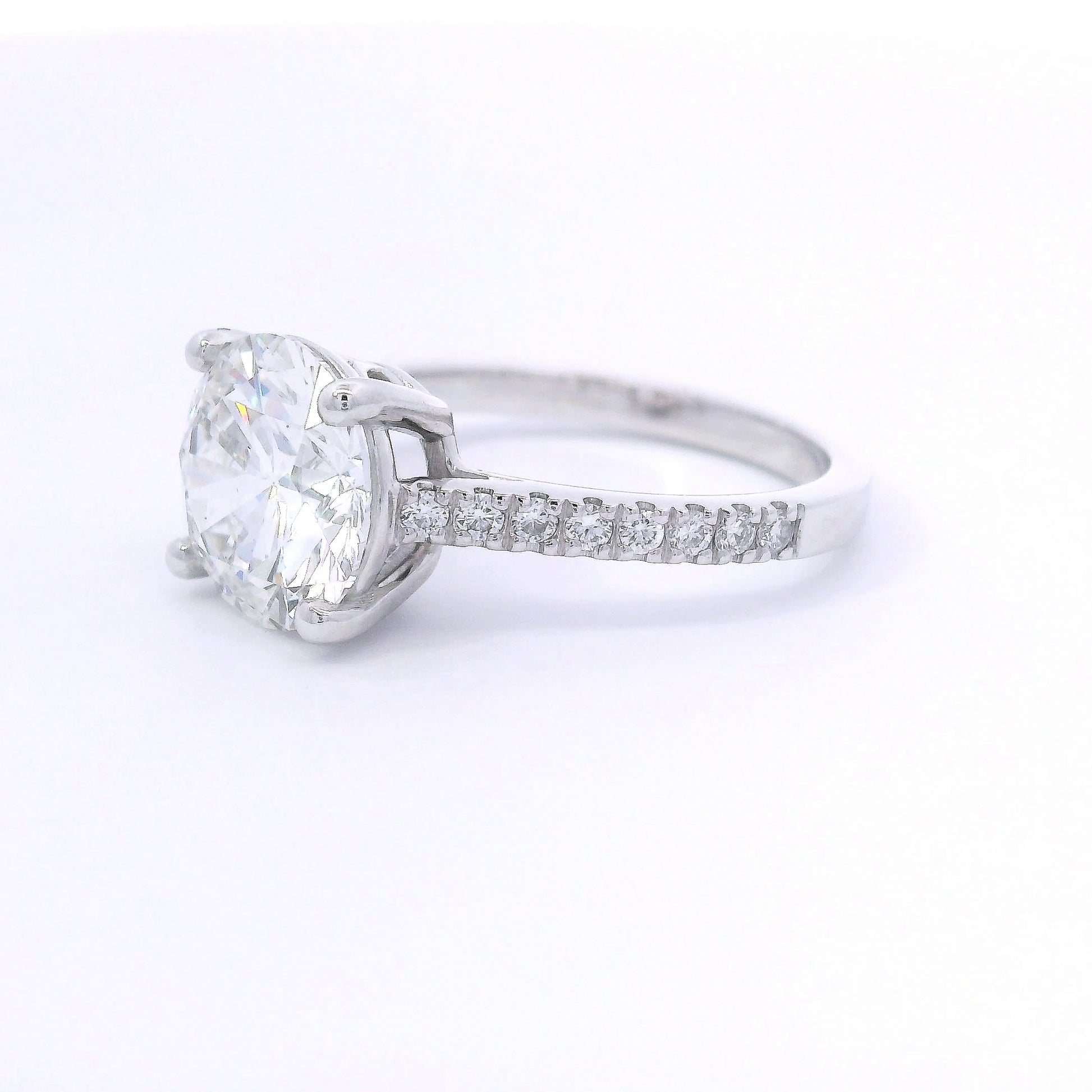 9k White Gold 3ct Round Brilliant Cut Lab-Grown Diamond Solitaire with Diamond Band