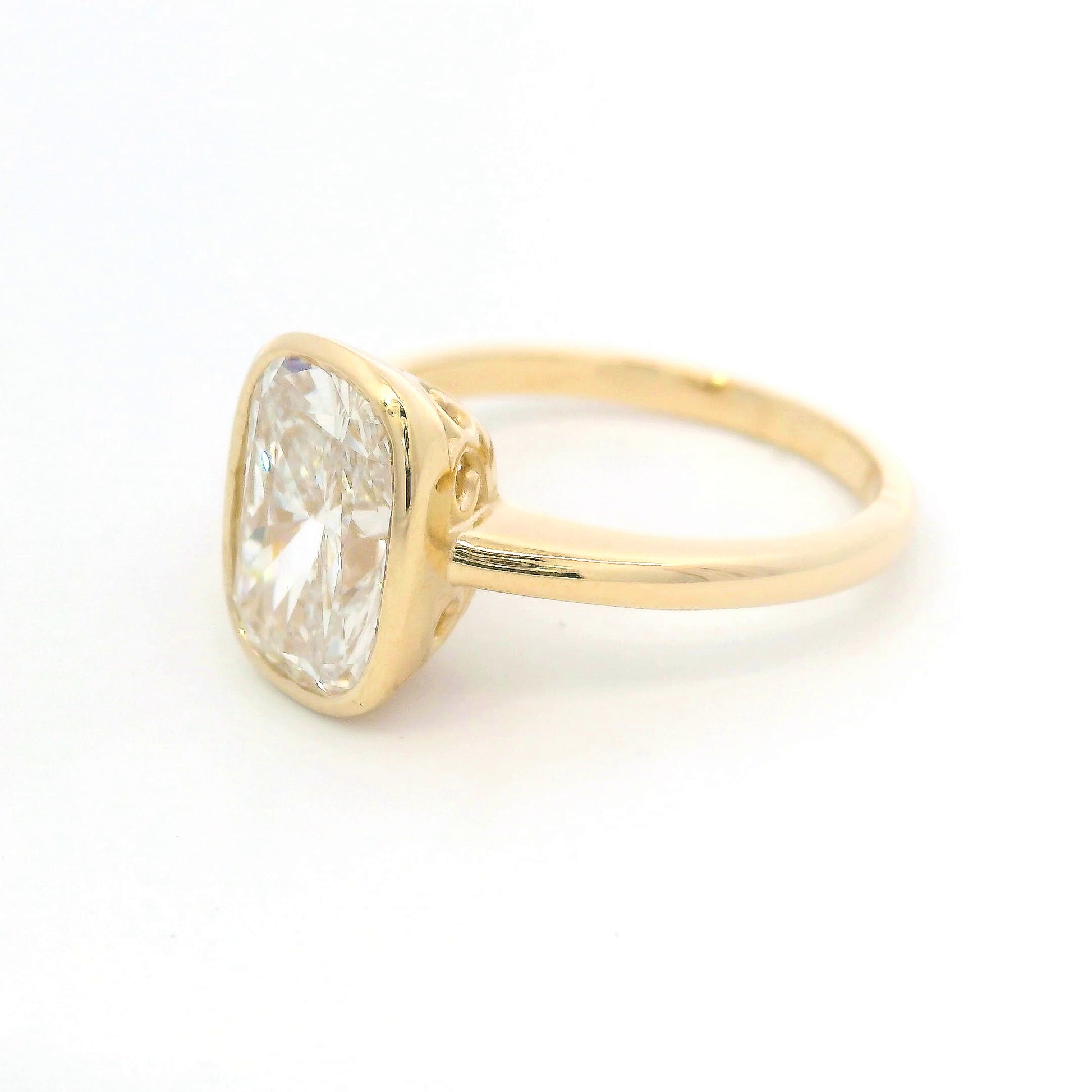 9k Yellow Gold Bezel Set 3ct Cushion Cut Lab-Grown Diamond Solitaire